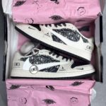 کفش نایک ایر جردن وان لو تراویس اسکات بالنسیاگا Nike Air Jordan 1 Low Travis Scott Balenciaga - تصویر 2