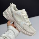 New Balance 530 Cream