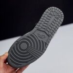 کفش نایک ایر جردن ۱ لو تراویس اسکات بی‌ ام‌ و  Nike Air Jordan 1 Low Travis Scott BMW - تصویر 3