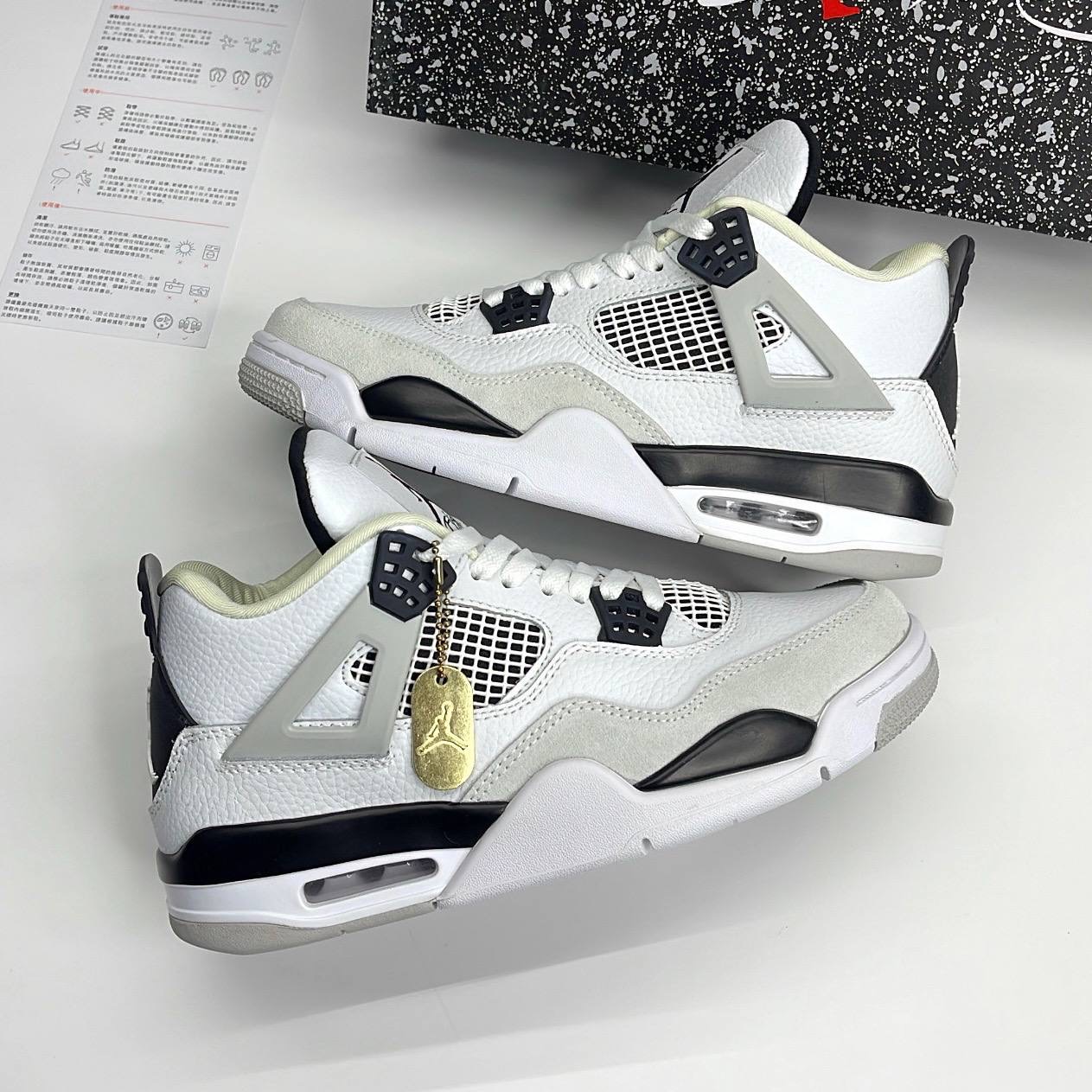 IMG_4472.jpg کفش نایک ایر جردن فور رترو میلیتاری بلک Nike Air Jordan 4 Retro Military Black - تصویر 1
