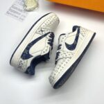کفش نایک ایر جردن وان لو تراویس اسکات لویی ویتون کرم آبی  Nike Air Jordan 1 Low Travis Scott Louis Vuitton Cream Blue - تصویر 2