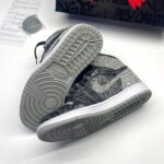 کفش نایک ایر جردن وان ساقدار ربلیونر  Nike Air Jordan 1 High OG Rebellionaire - تصویر 5