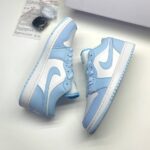 کفش نایک ایر جردن وان لو آیس بلو Nike Air Jordan 1 Low Ice Blue - تصویر 4