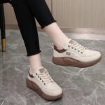 کتونی لژدار فانتزی طبی کرم قهوه‌ای - تصویر 2