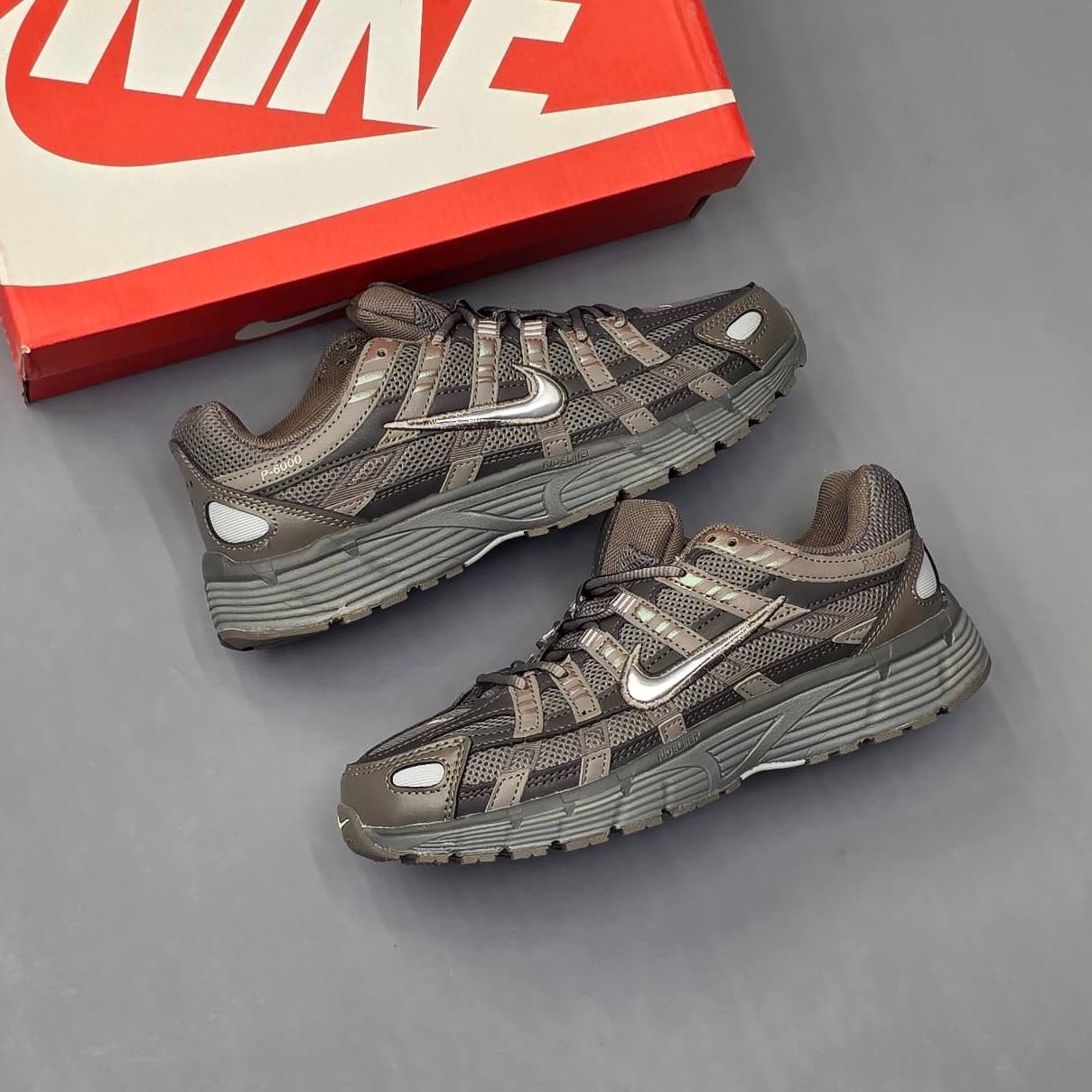 photo_2025-11-19_23-16-52.jpg کفش نایک پی ۶۰۰۰ مسی Nike P6000 Copper - تصویر 1