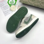 کفش نایک ایر جردن وان لو تراویس اسکات گوچی Nike Air Jordan 1 Low Travis Scott x Gucci - تصویر 3