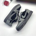 کفش نایک ایر جردن وان لو تراویس اسکات مشکی طوسی Nike Air Jordan 1 Low Travis Scott Black Gray - تصویر 2
