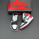 کفش نایک ایر جردن وان ساقدار رترو مشکی قرمز Nike Air Jordan 1 Retro High Black Red - تصویر 2